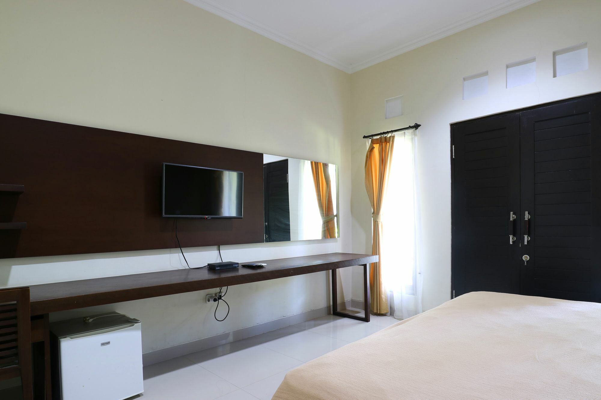Hotel Gm Lovina Extérieur photo